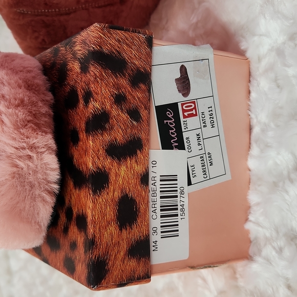 Lemonade Jess Fluffy Slides Slippers - Picture 10 of 10